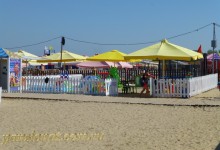 Центр Анапы июнь вторая половина детская игровая зона на городском пляже
